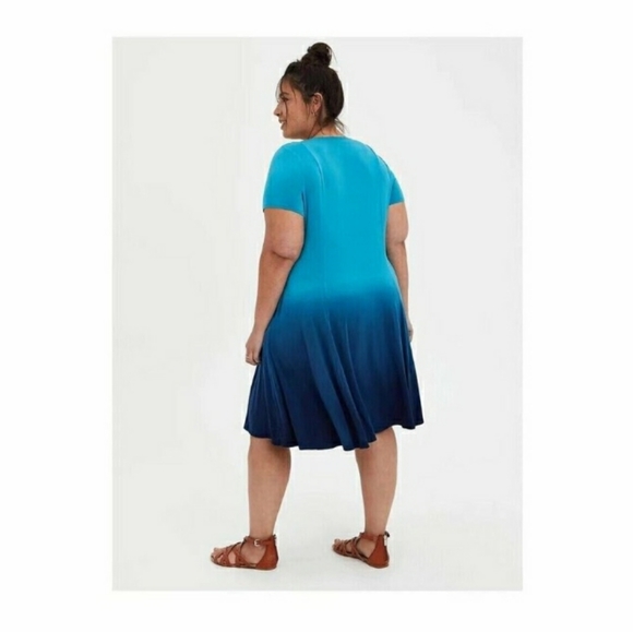 NWT Torrid Trapeze Dress Teal Dip Dye Super Soft Ombre Size 2 - Picture 2 of 6